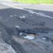 Abatimento na Estrada da Ribeira da Laje agrava-se após reparação falhada — Câmara de Oeiras sem resposta
