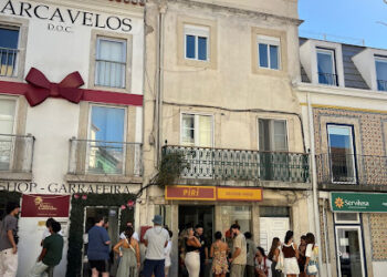 Piri Second Hand: a loja de roupa em segunda mão no centro de Oeiras com peças a partir de 2€