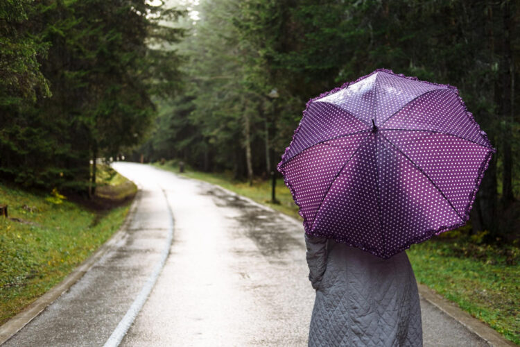 Mau tempo regressa a Oeiras: semana com chuva, céu nublado e temperaturas amenas
