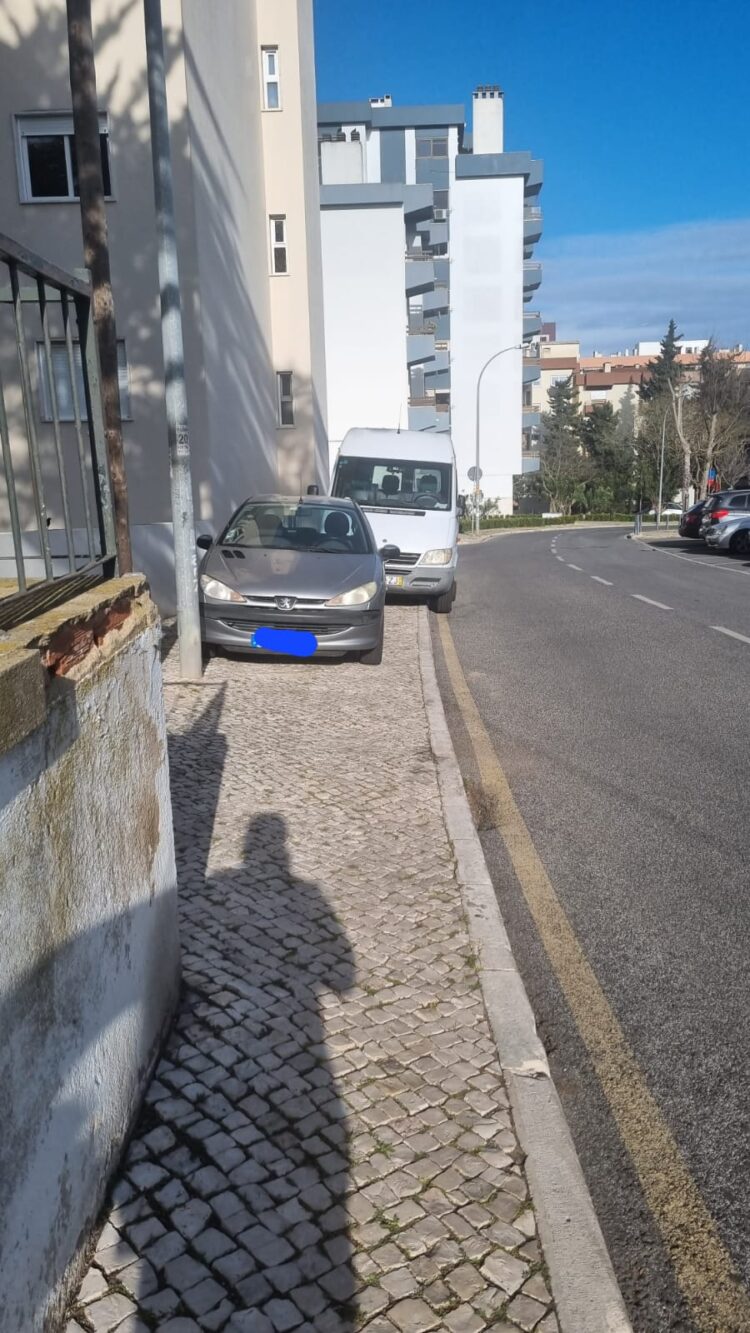 Caminhar em Oeiras devia ser simples — mas cada saída a pé é uma aventura de risco